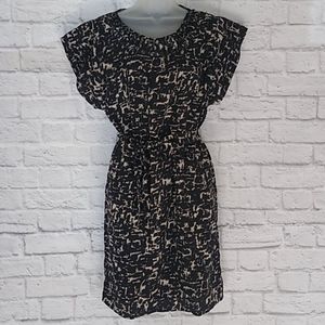 Short Sleeve Dress Detailed Neckline